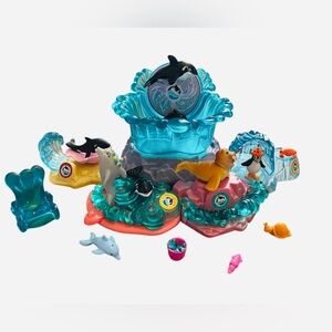 Vintage Kenner 1995 Littlest Pet Shop LPS Sea World Splash Zone Deluxe Playset